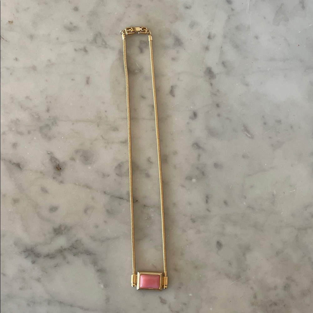 GIVENCHY Gold Serpentine Chain Rectangle Pink Cabochon Stone Necklace Vintage - Picture 4 of 17
